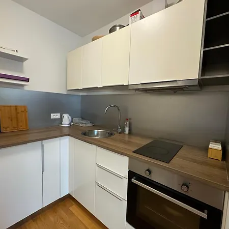 Apartment Katy Split